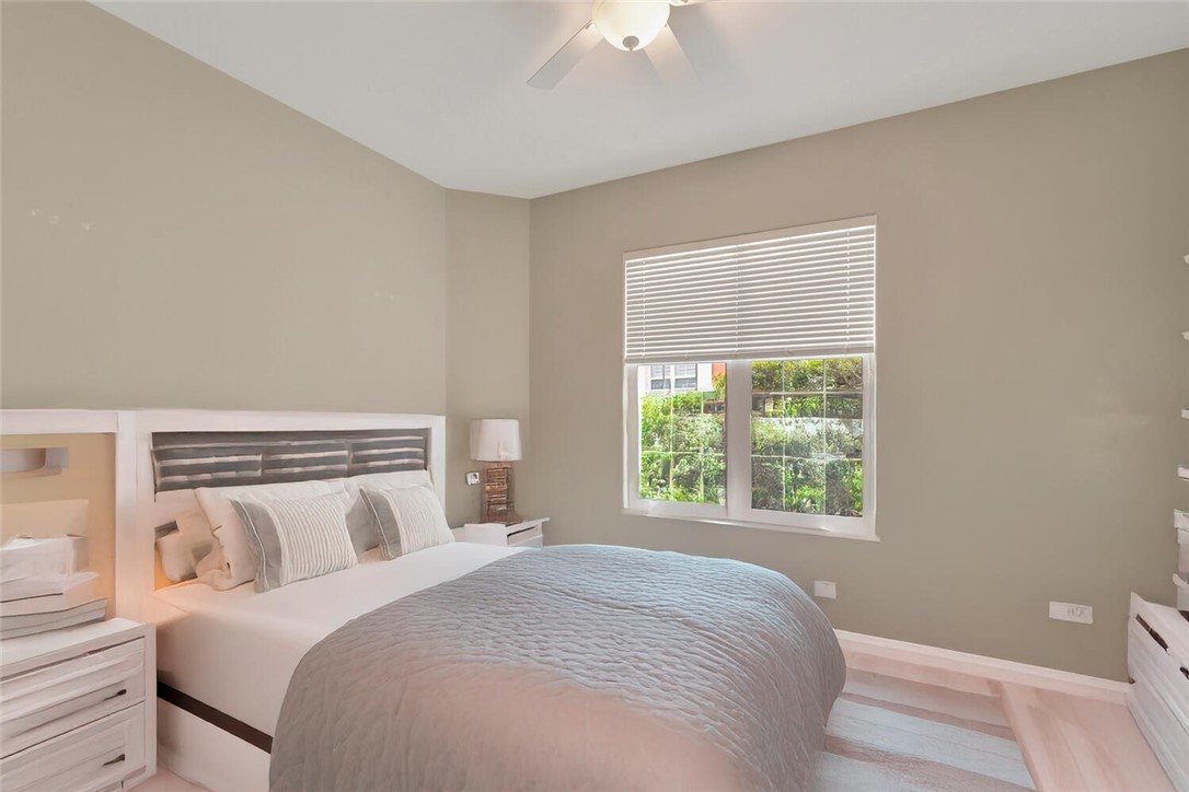 860 Saint James Lane