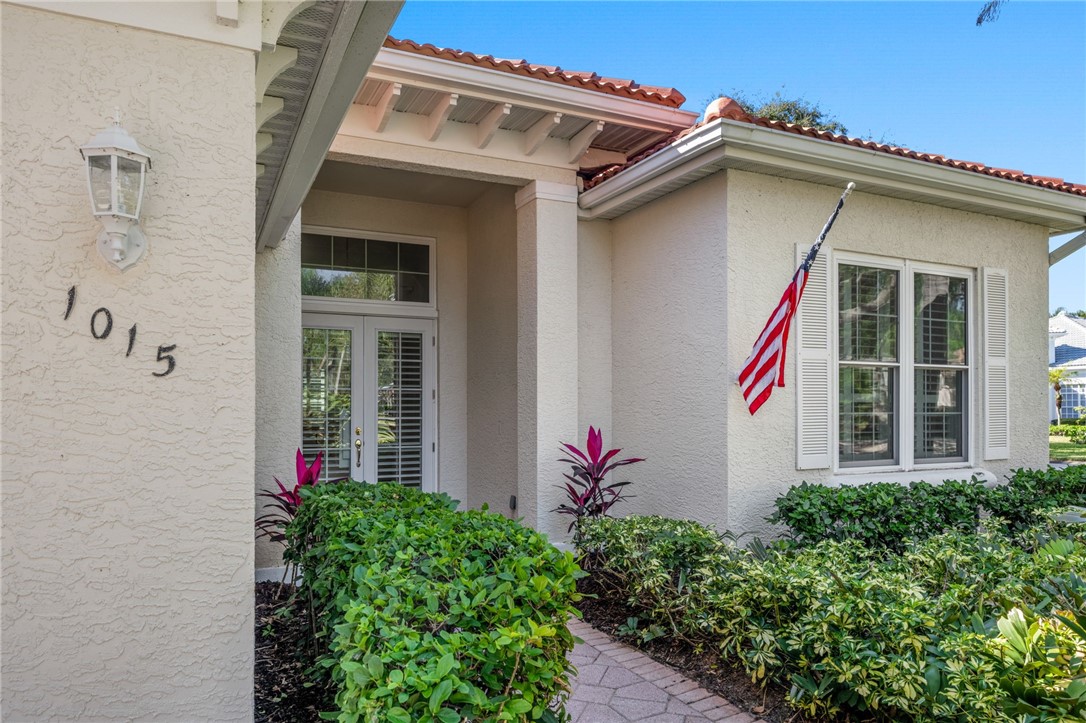 1015 Island Club Place