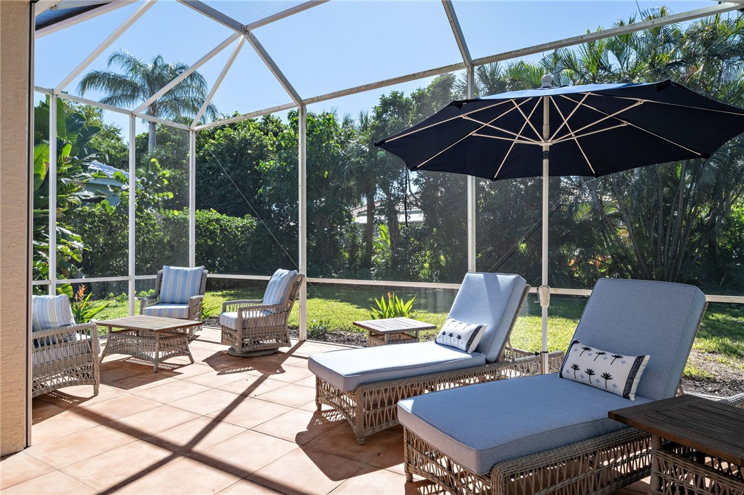 1015 Island Club Place