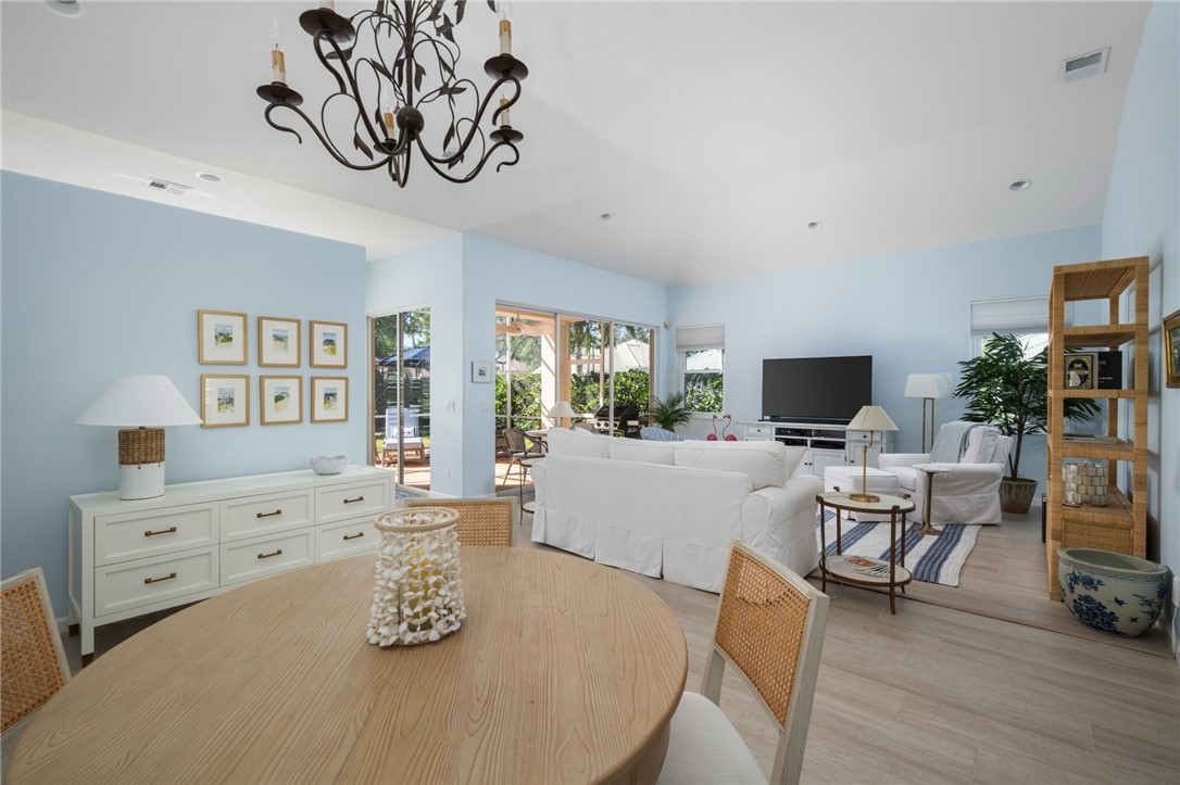 1015 Island Club Place