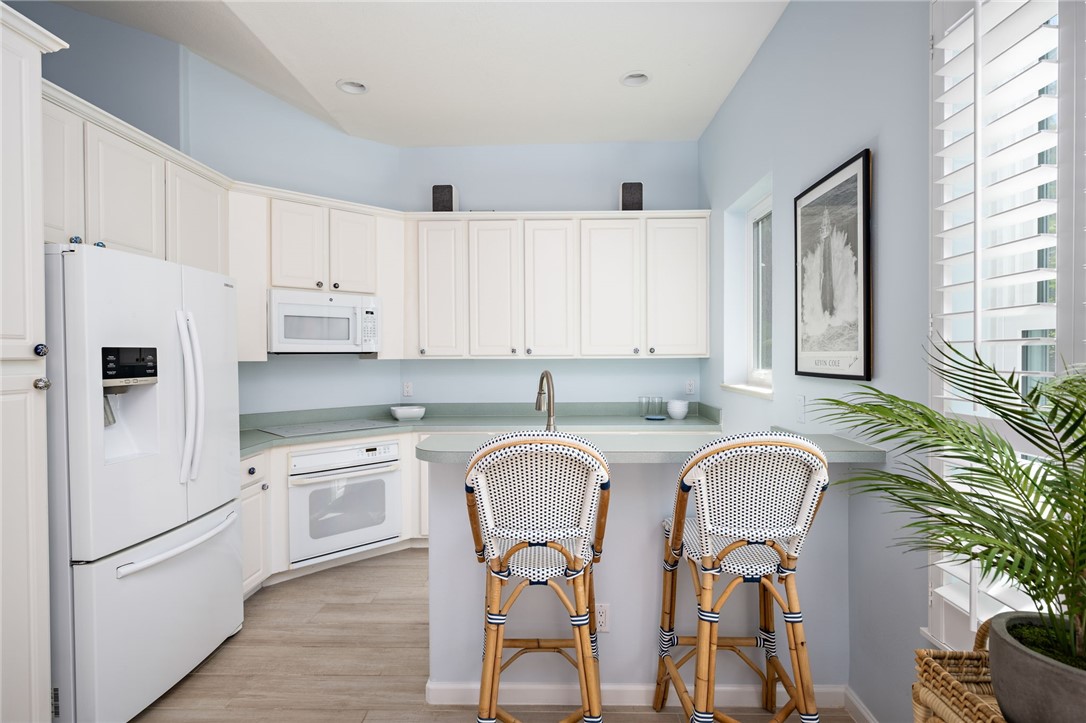 1015 Island Club Place