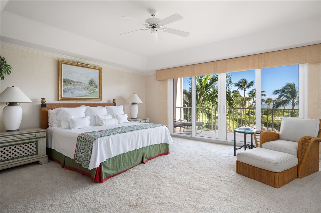 1250 W Southwinds Boulevard 215