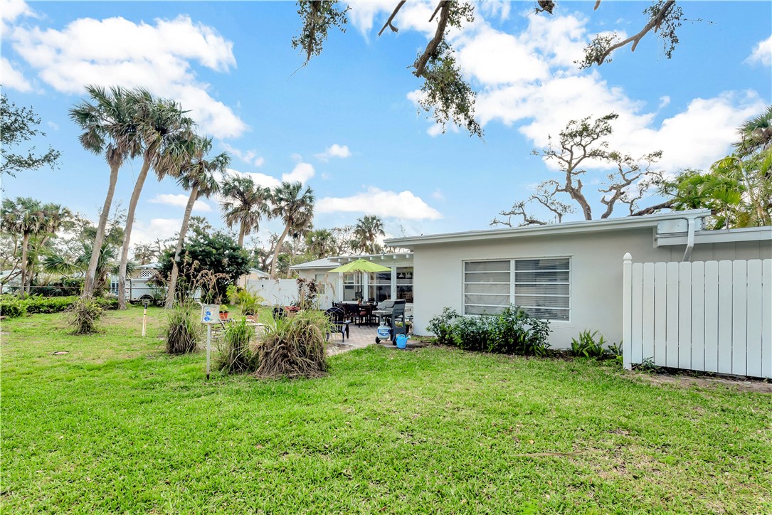 645 Acacia Road