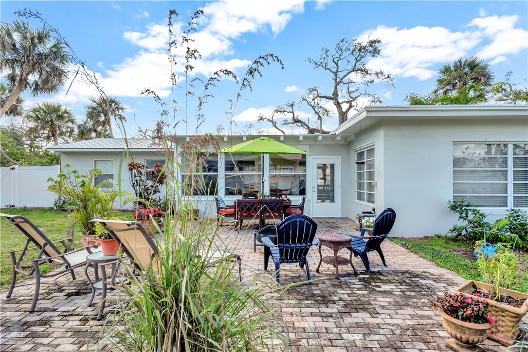 645 Acacia Road