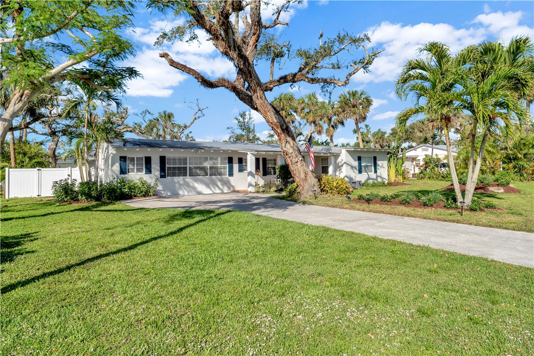645 Acacia Road