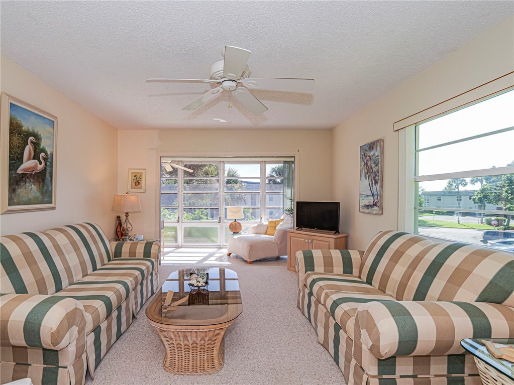 28 Vista Gardens Trail 201