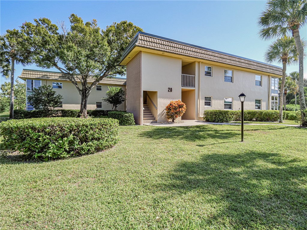 28 Vista Gardens Trail 201