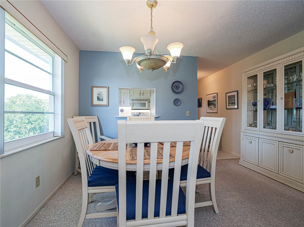 28 Vista Gardens Trail 201