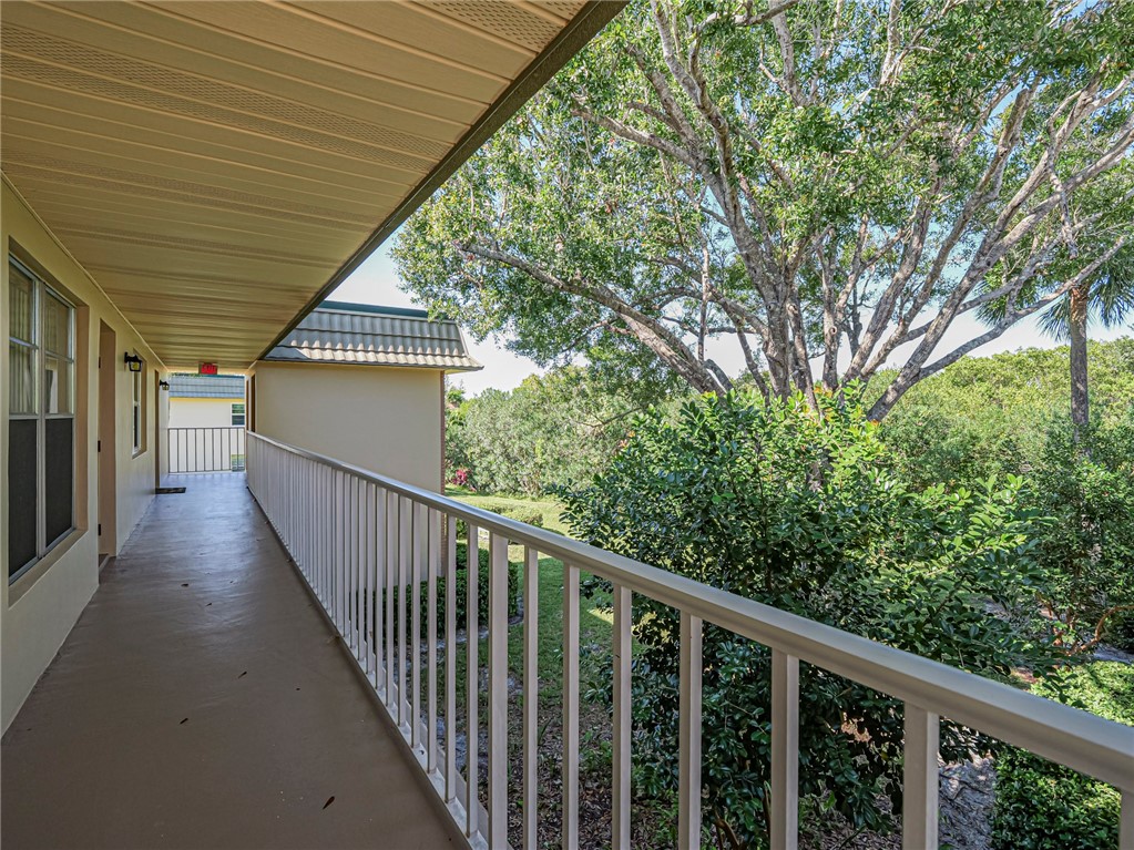 28 Vista Gardens Trail 201