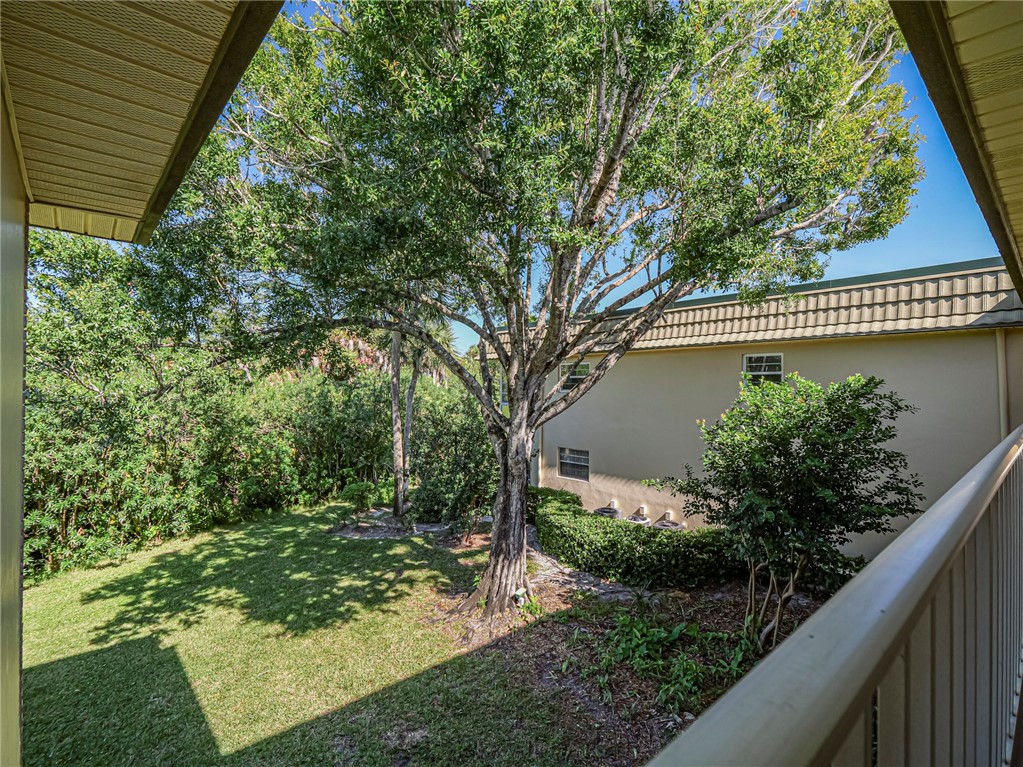 28 Vista Gardens Trail 201