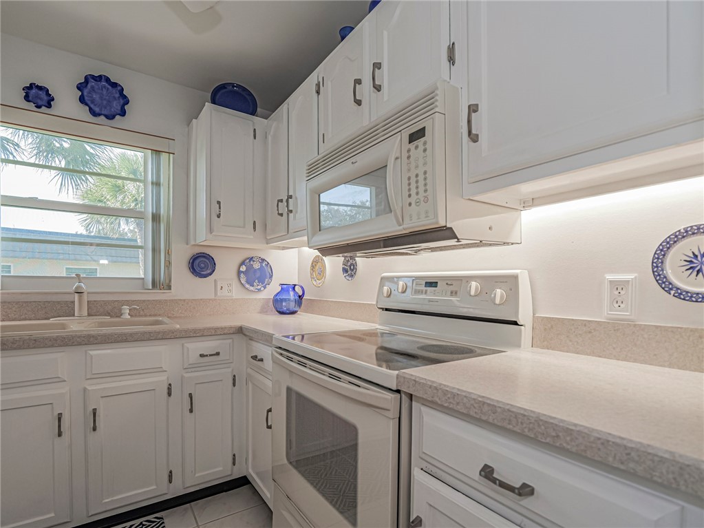 28 Vista Gardens Trail 201