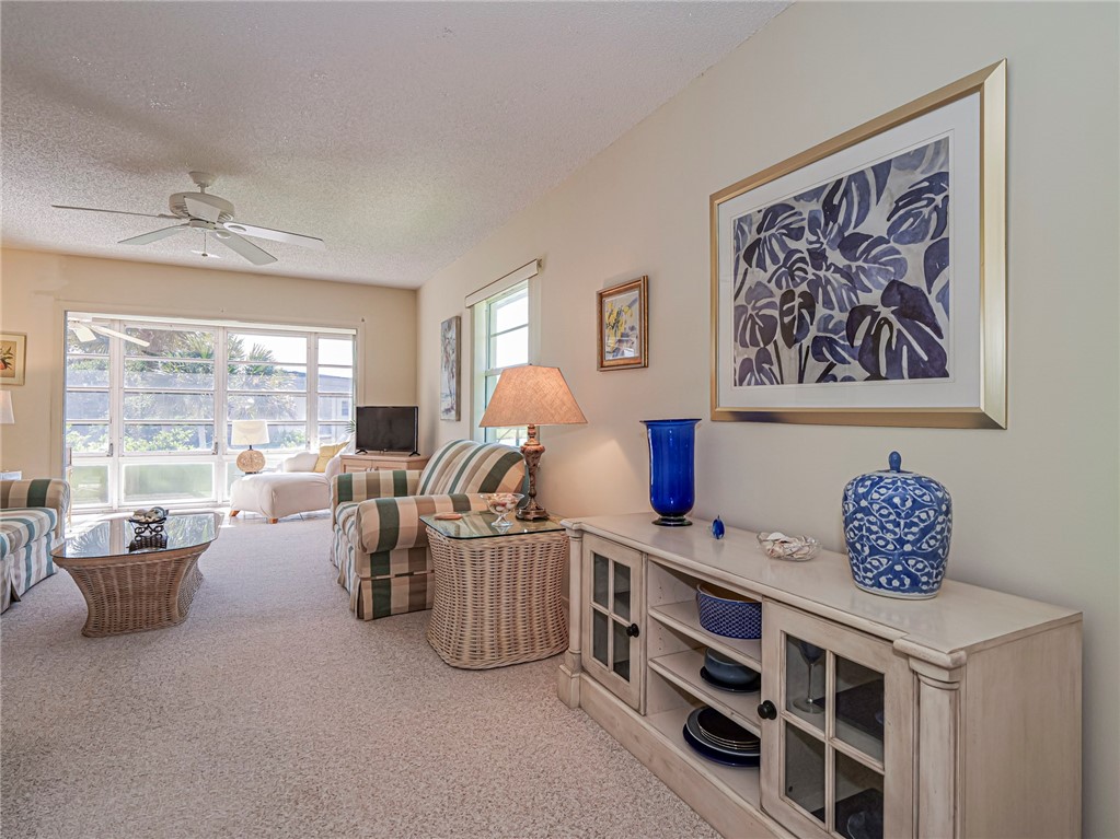 28 Vista Gardens Trail 201