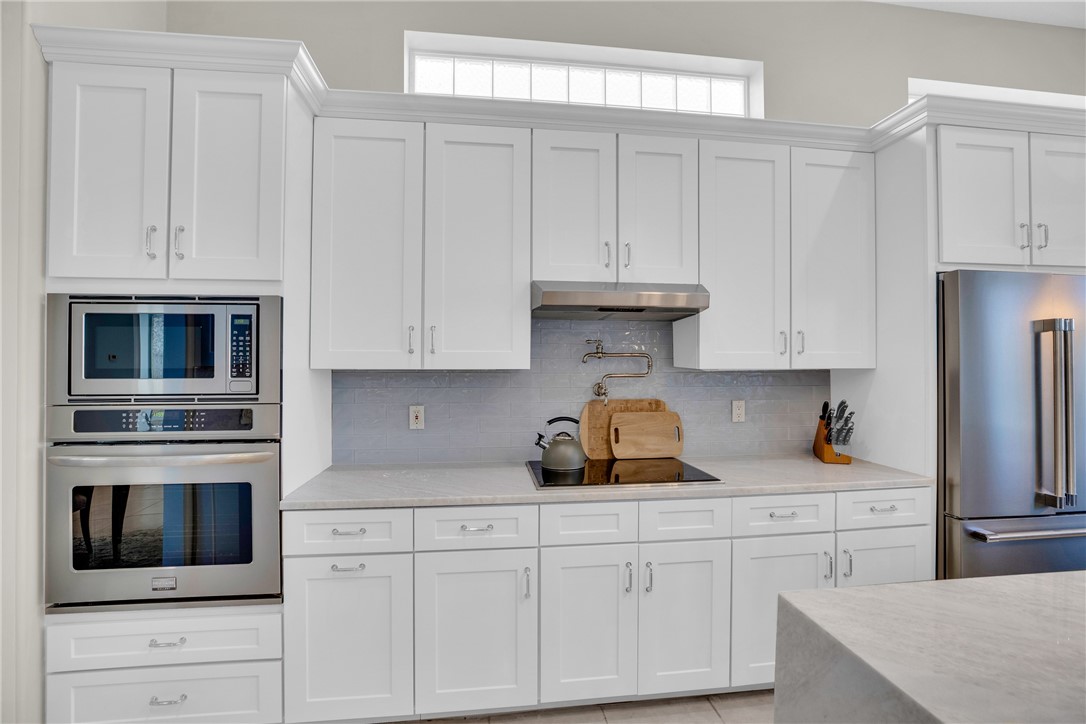 1441 W Island Club Square