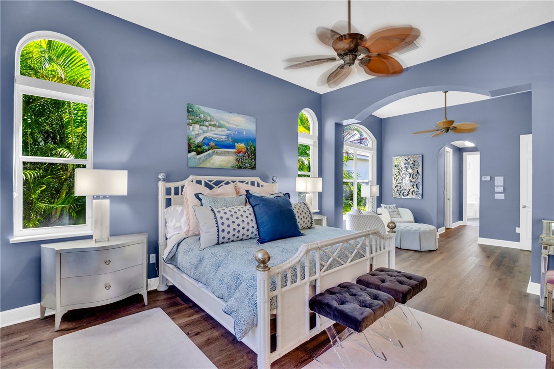 1441 W Island Club Square