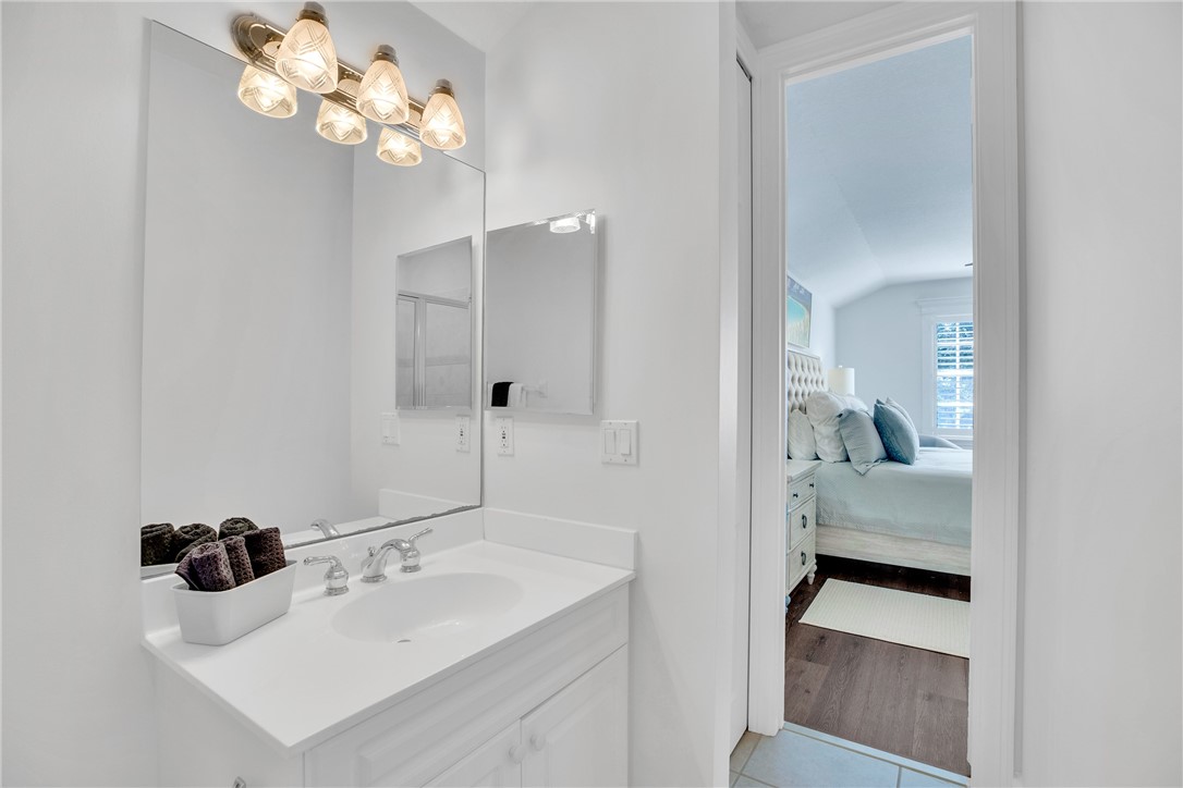 1441 W Island Club Square