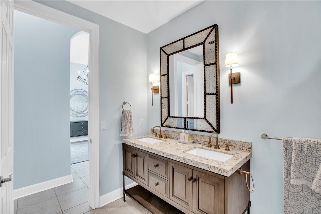1441 W Island Club Square