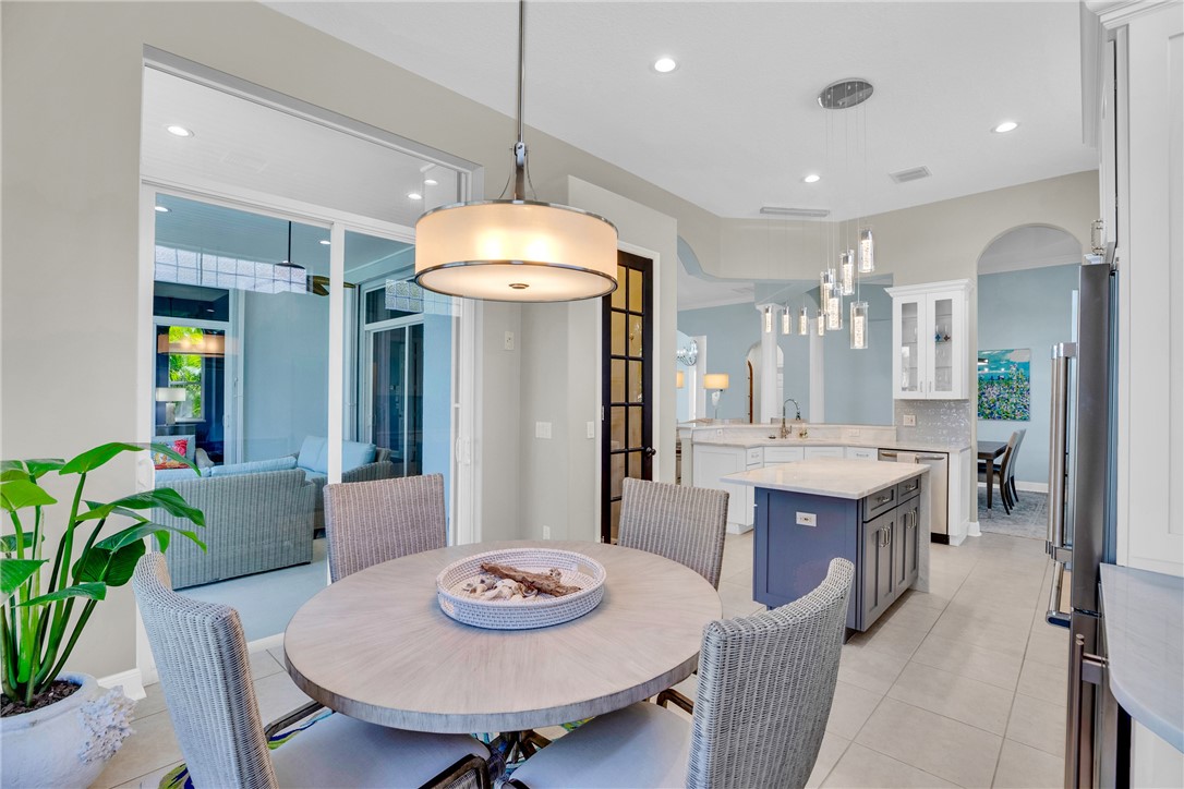 1441 W Island Club Square