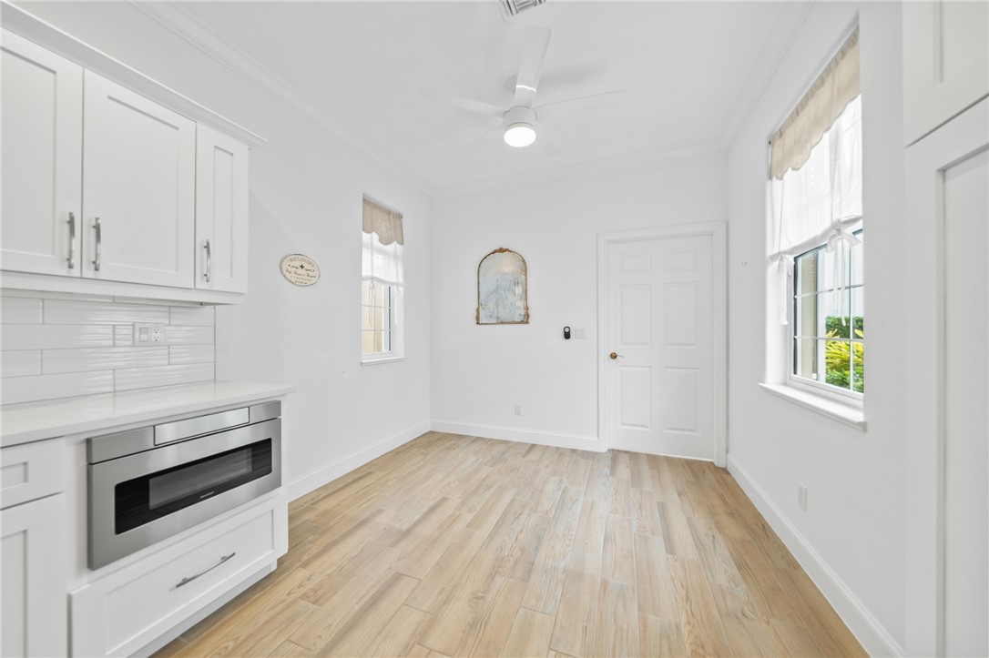 1255 Saint Georges Lane