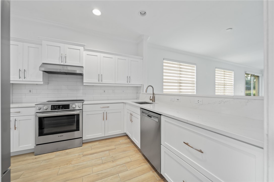 1255 Saint Georges Lane