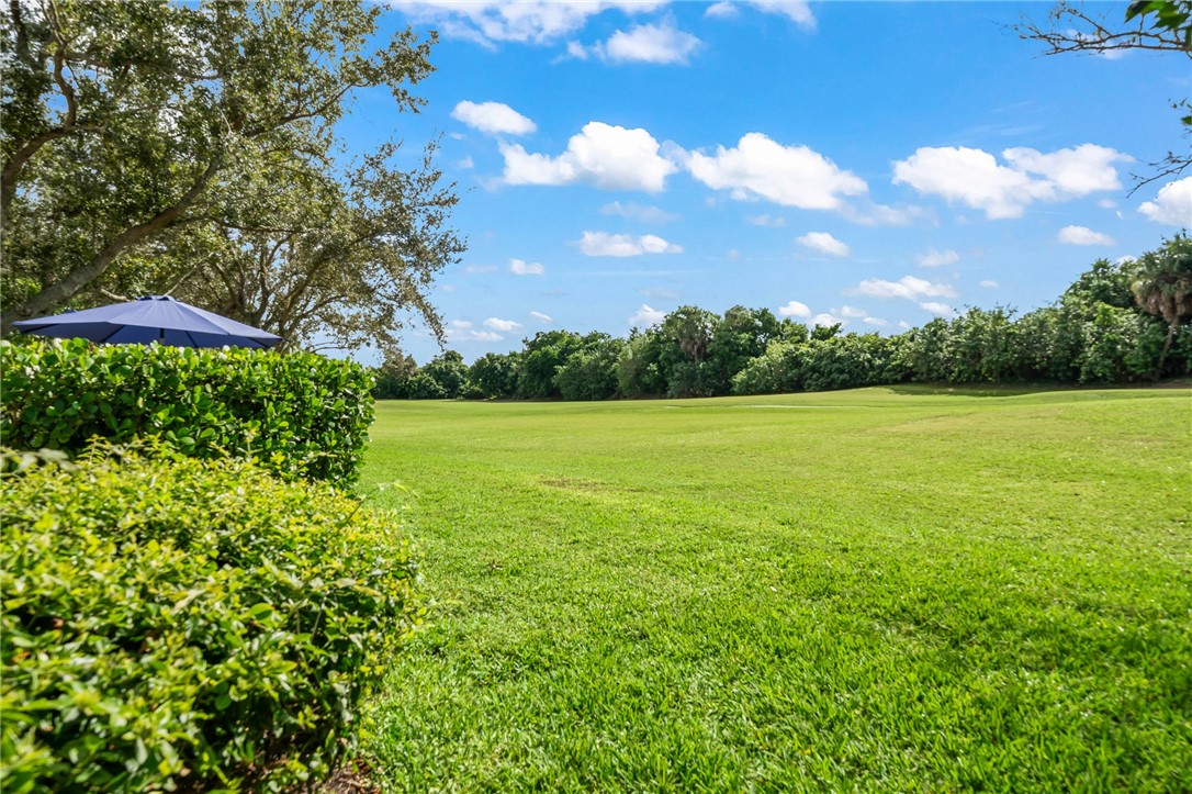 1255 Saint Georges Lane