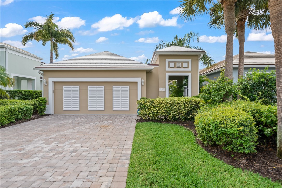 1255 Saint Georges Lane