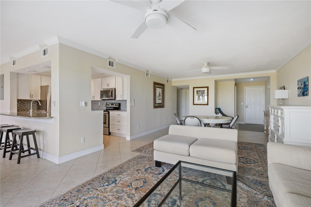 1700 Ocean Drive 204