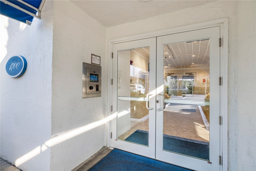 1700 Ocean Drive 204