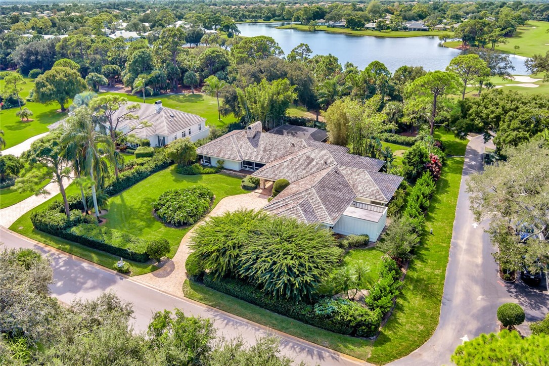 5985 Clubhouse Drive