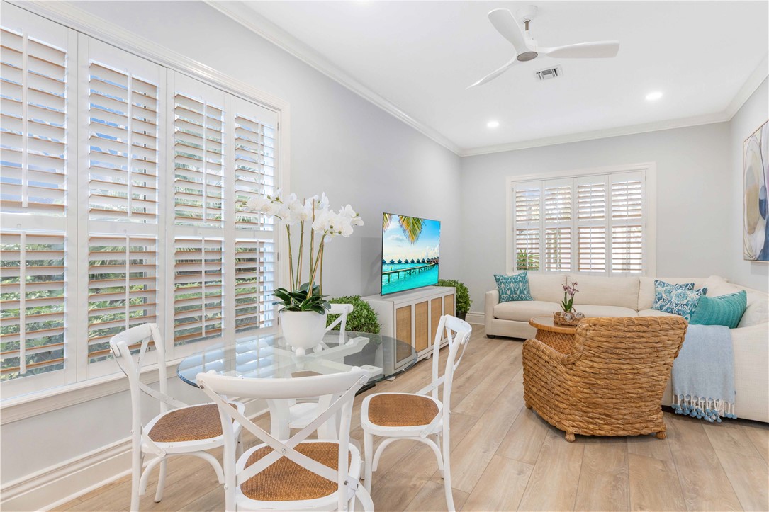 8427 Sabal Palm Court 8427