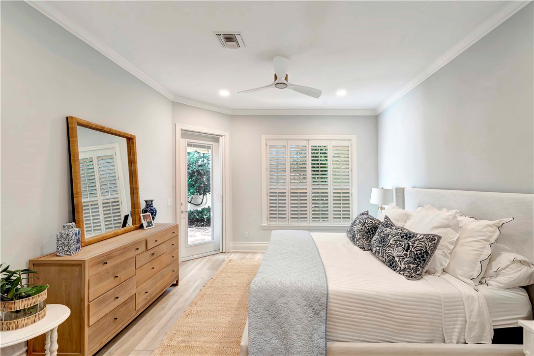 8427 Sabal Palm Court 8427