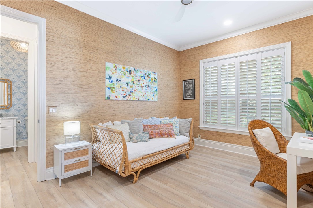 8427 Sabal Palm Court 8427
