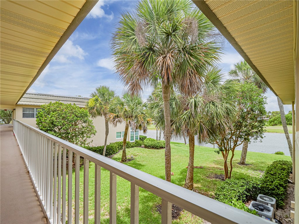 31 Vista Gardens Trail 205