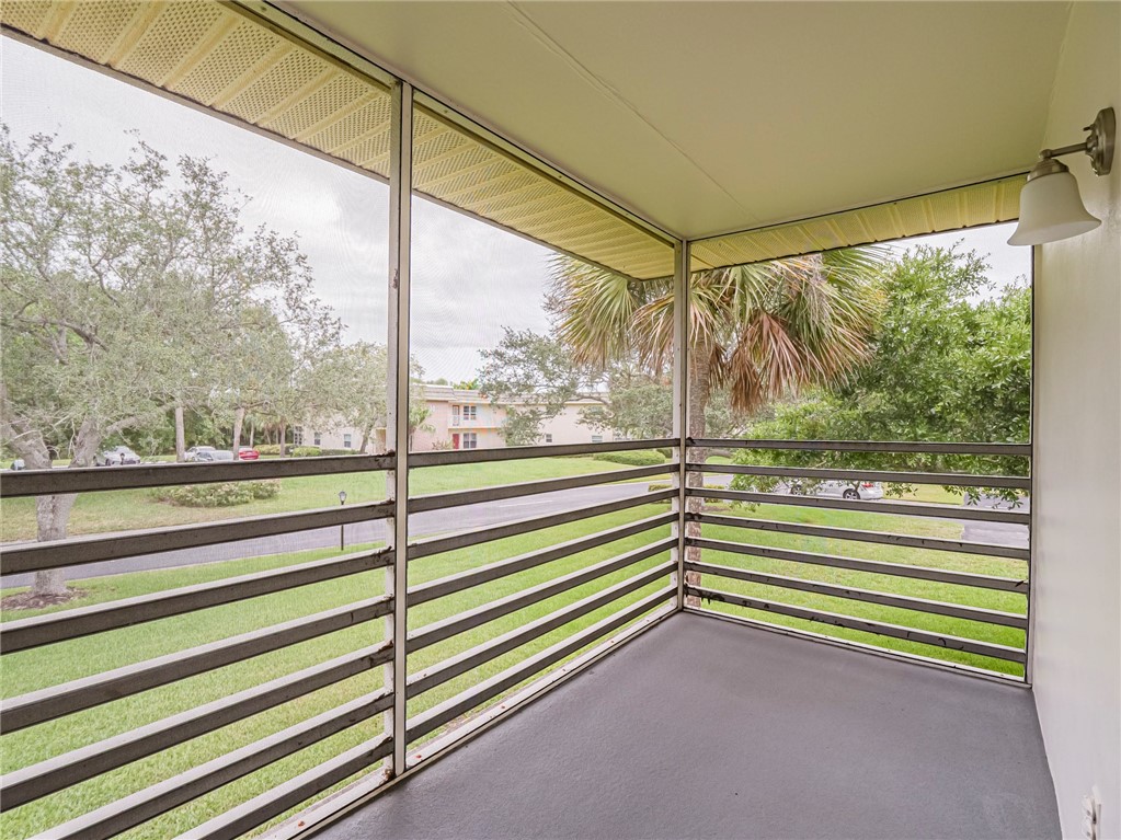 31 Vista Gardens Trail 205