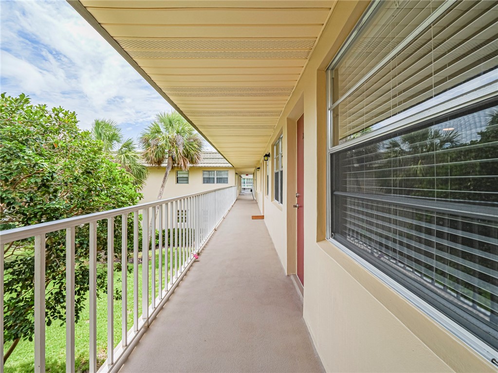 31 Vista Gardens Trail 205