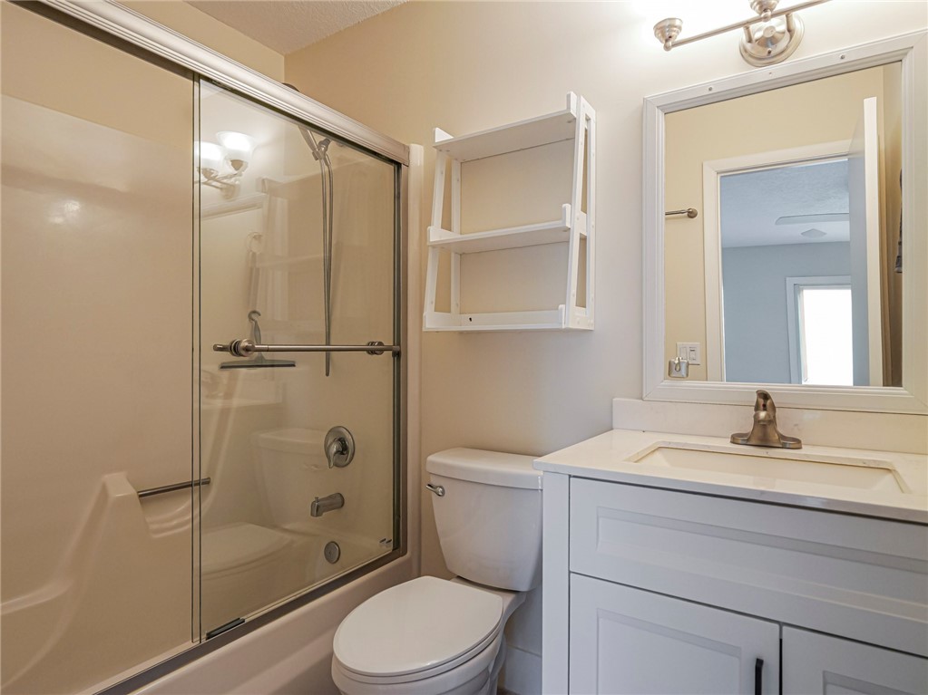31 Vista Gardens Trail 205