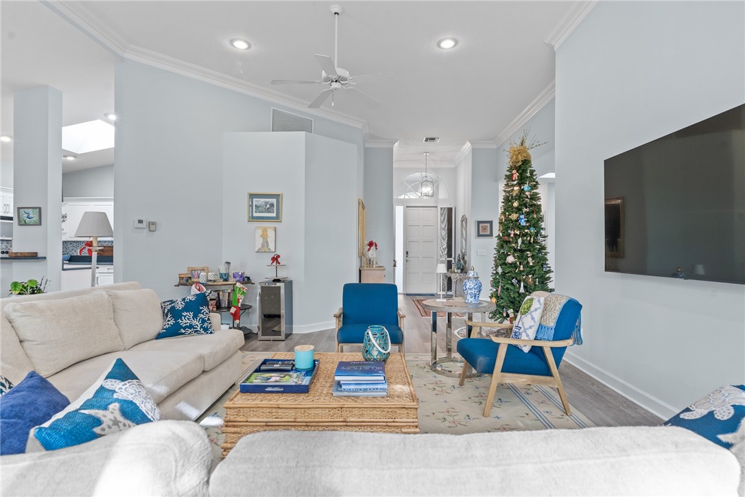 294 S Peppertree Drive