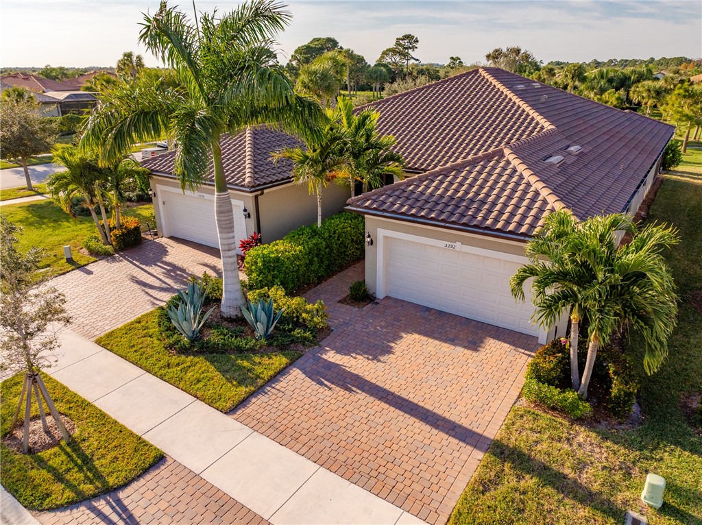 5292 Unity Square