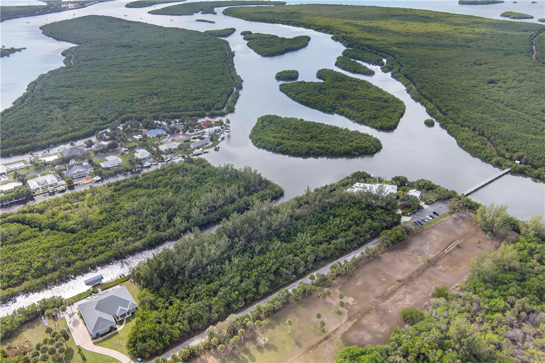 901 Jack Island Access Road