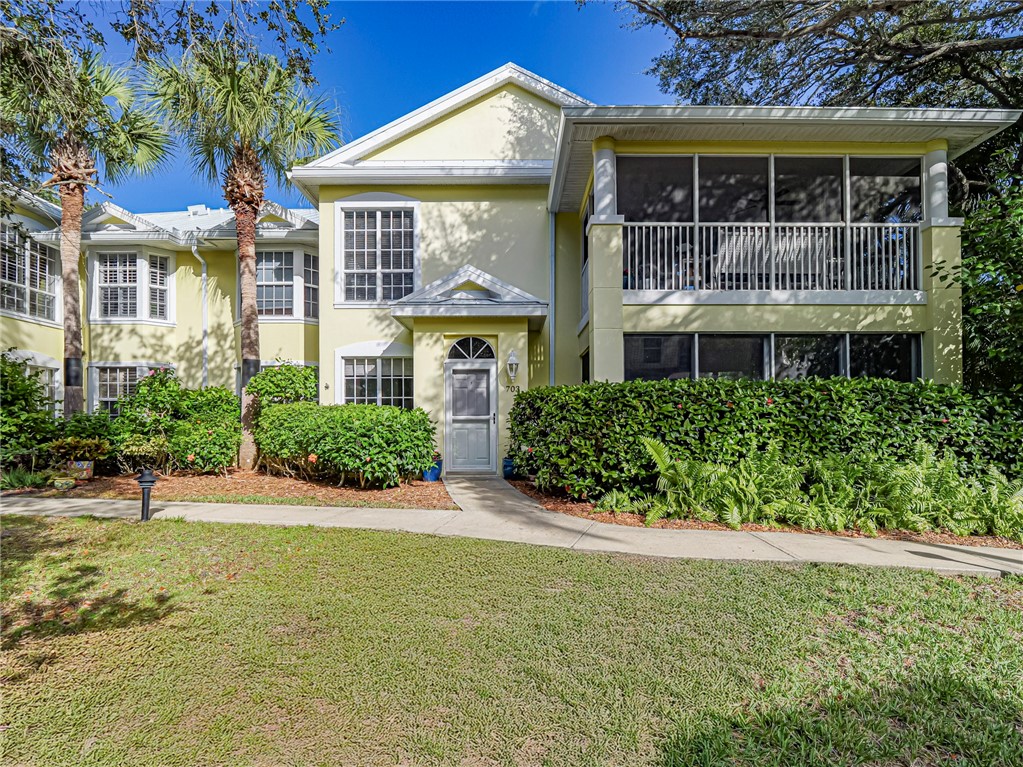 1385 Winding Oaks Circle W 703