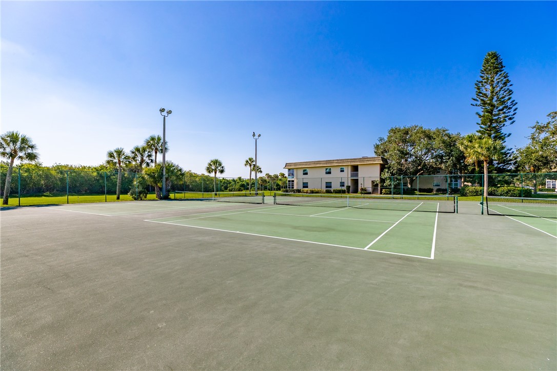 2 Vista Gardens Trail 202