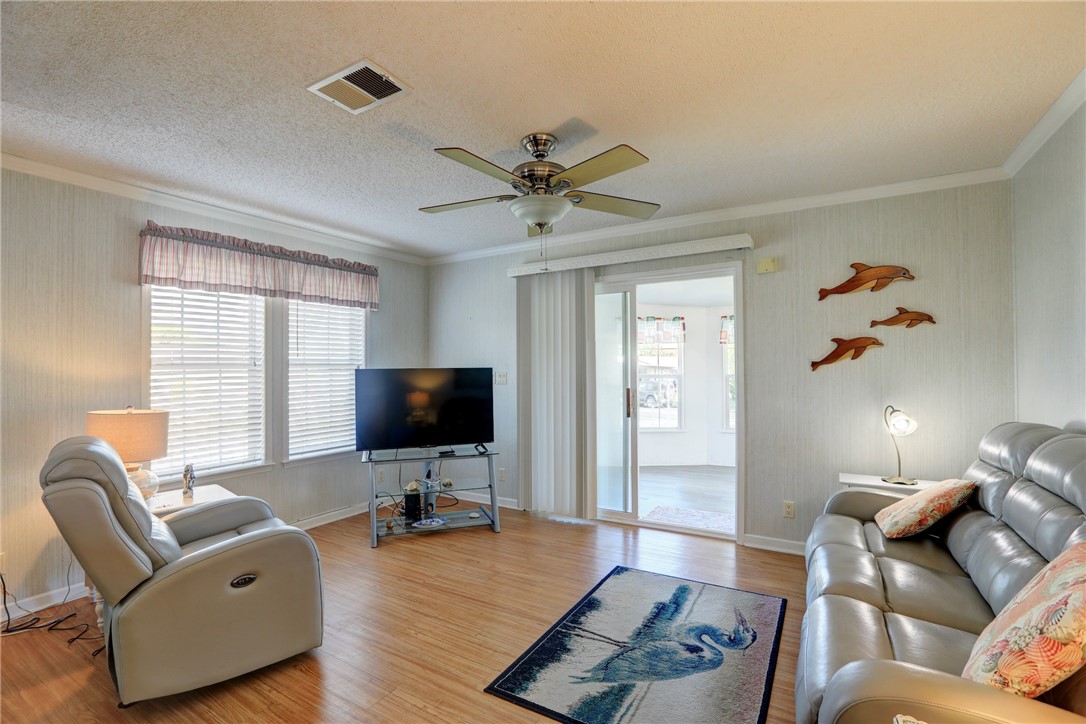 9755 61st Terrace