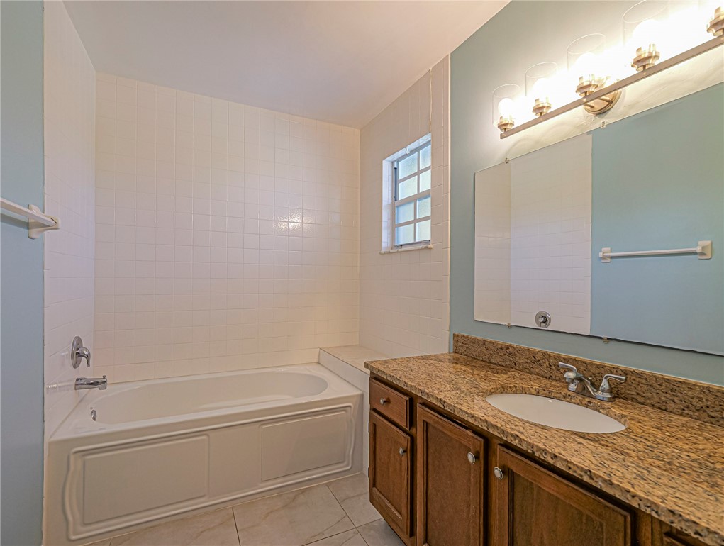 117 N 19th Circle SW