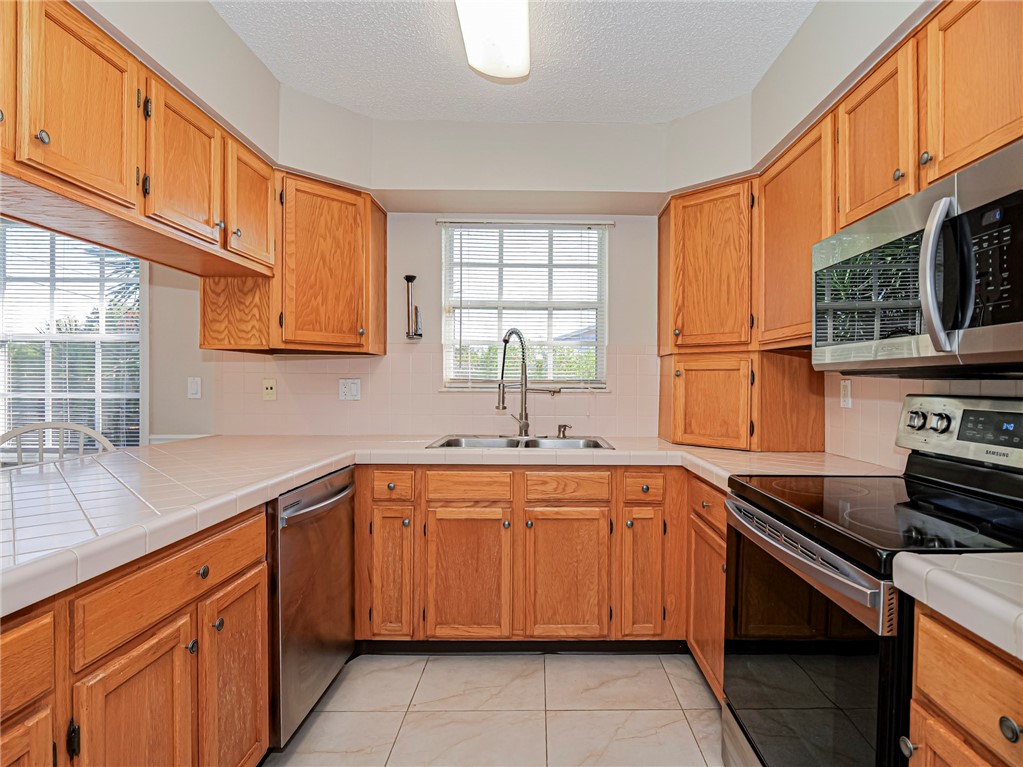 117 N 19th Circle SW