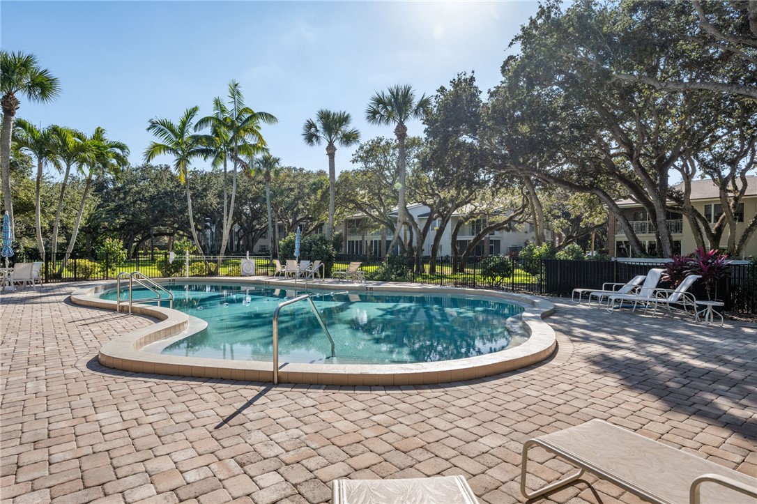 109 W Park Shores Circle 36