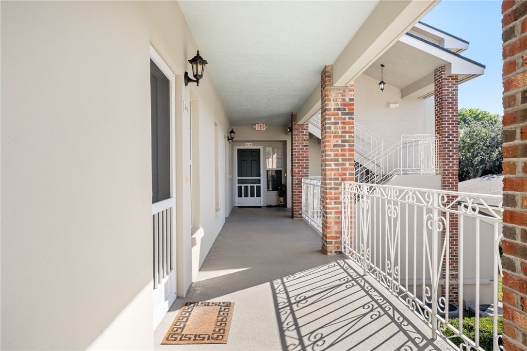 109 W Park Shores Circle 36