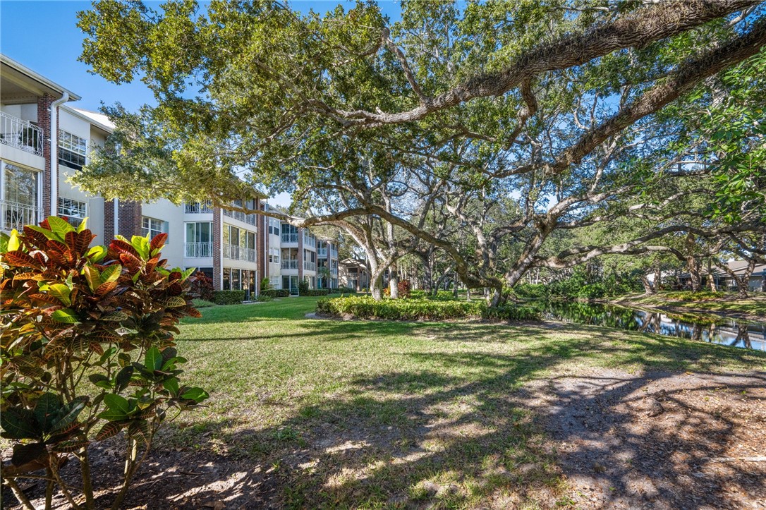 109 W Park Shores Circle 36