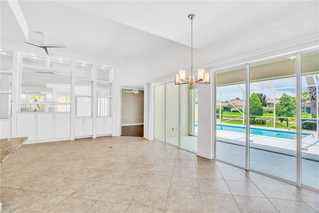 5282 Eleuthra Circle