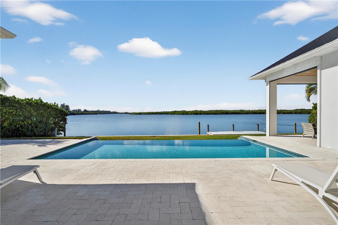 4756 Pebble Bay Circle