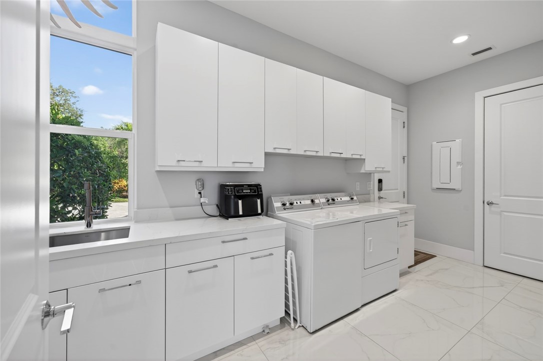 4756 Pebble Bay Circle