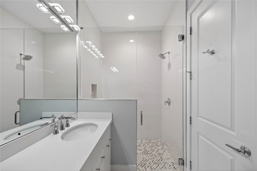 4756 Pebble Bay Circle